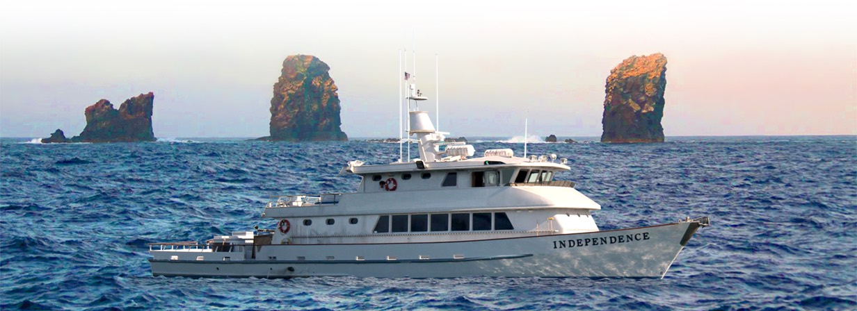 The Independence long-range sportfishing boat at Alijos Rocks